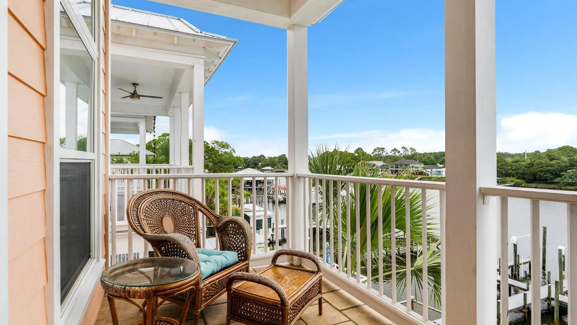 Beach Bay Getaway! Bayfront 4Br 4Ba House Sleeps 12 Private Pool Boat Dock Panama City Beach Semesterbostad