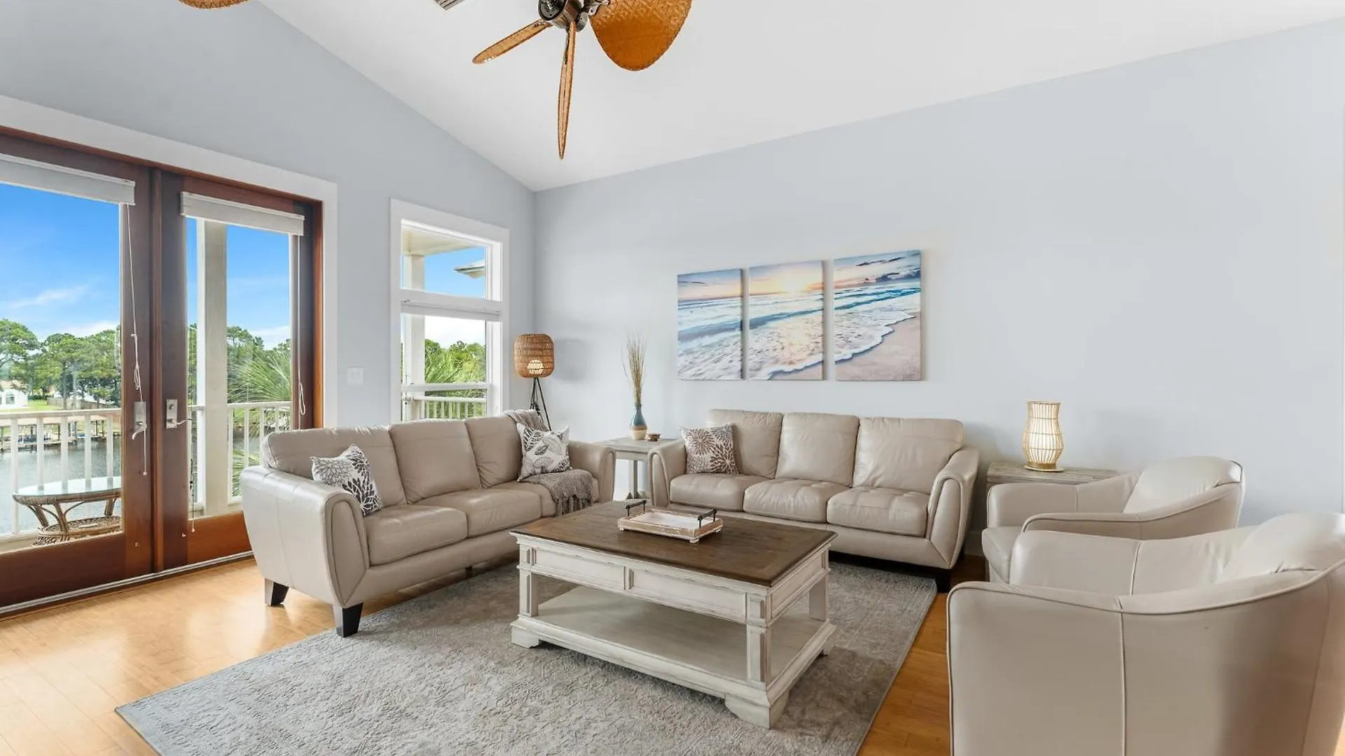 Semesterbostad Beach Bay Getaway! Bayfront 4Br 4Ba House Sleeps 12 Private Pool Boat Dock Panama City Beach